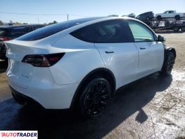 Tesla Model Y 2022 Tesla Model Y 2022