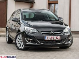 Opel Astra 2015 1.6 110 KM