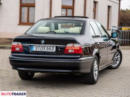 BMW 525 2003 2.5 192 KM