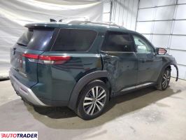 Nissan Pathfinder 2022 3