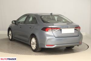 Toyota Corolla 2021 1.8 120 KM