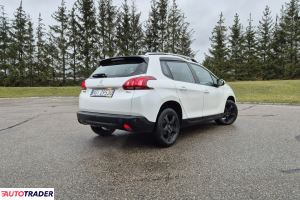 Peugeot 2008 2016 1.2 110 KM