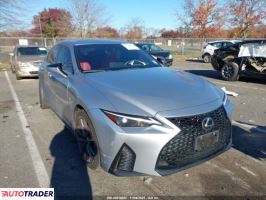 Lexus IS - zobacz ofertę