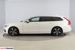 Volvo V90 2019 2.0 231 KM