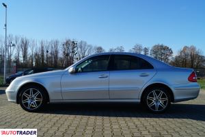 Mercedes E-klasa 2006 2.1 150 KM