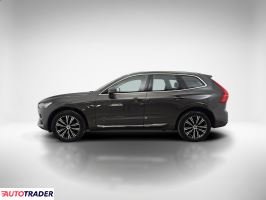 Volvo XC60 2022 2.0 250 KM