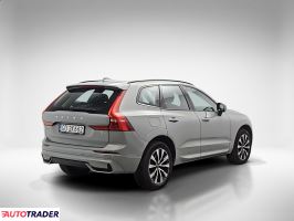 Volvo XC60 2023 2.0 197 KM
