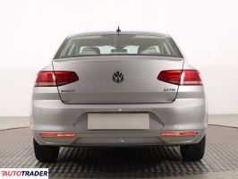Volkswagen Passat 2017 2.0 147 KM