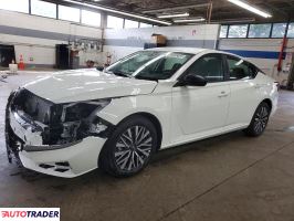 Nissan Altima - zobacz ofertę