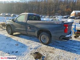 Chevrolet Silverado 2020 4