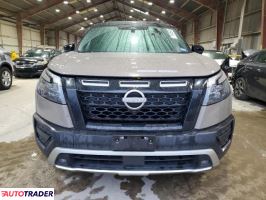 Nissan Pathfinder 2024 3