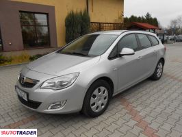 Opel Astra 2011 1.7 110 KM