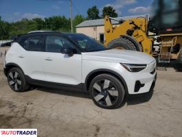 Volvo XC40 2024