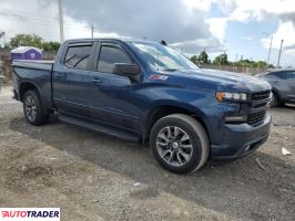 Chevrolet Silverado 2021 3