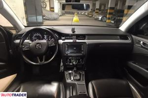 Skoda Superb 2015 2.0 140 KM