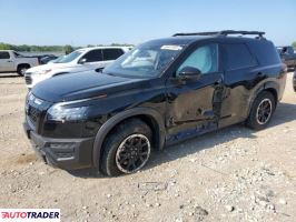 Nissan Pathfinder 2023 3