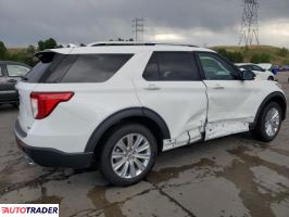 Ford Explorer 2022 3