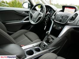 Opel Zafira 2015 1.6 120 KM