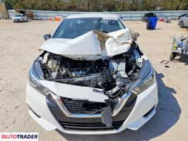 Nissan Versa 2020 1