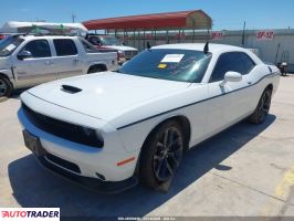 Dodge Challenger 2021 3