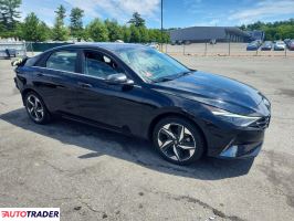 Hyundai Elantra 2022