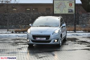 Peugeot 5008 2015 2.0 150 KM