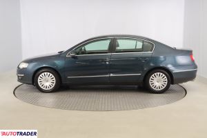 Volkswagen Passat 2007 2.0 138 KM