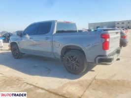 Chevrolet Silverado 2025 3