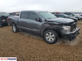 Nissan Titan 2019 5