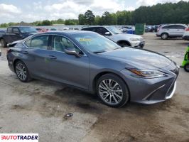 Lexus ES 2019 3