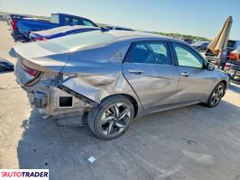 Hyundai Elantra 2023 2