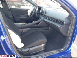 Hyundai Elantra 2025 2