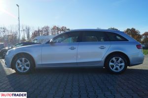 Audi A4 2010 2.0 136 KM