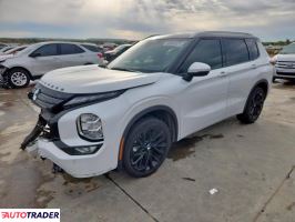 Mitsubishi Outlander 2023 2