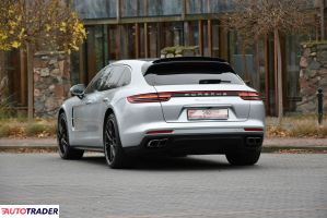 Porsche Panamera 2019 4.0 550 KM