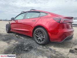 Tesla Model 3 2024