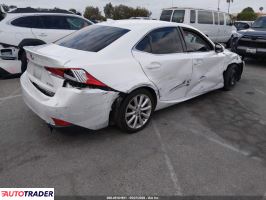 Lexus IS 2020 2