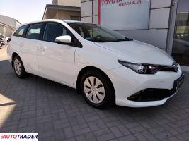 Toyota Auris 2018 1.4 90 KM Toyota Auris 2018 1.4 90 KM