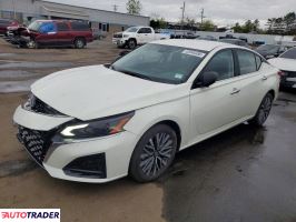 Nissan Altima 2025 2