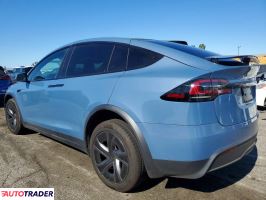 Tesla Model X 2026