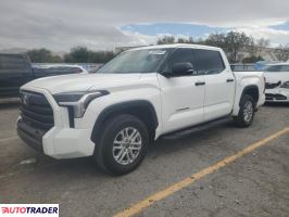 Toyota Tundra 2022 3