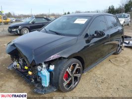 Volkswagen Golf 2024 2