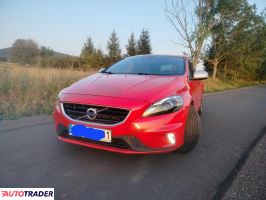 Volvo V40 2015 2.0 120 KM