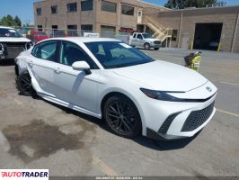 Toyota Camry 2025 2