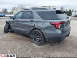 Ford Explorer 2025 2