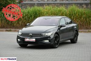 Volkswagen Passat 2021 2.0 150 KM