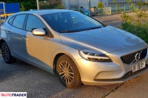 Volvo V40 2019 2.0 120 KM