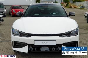 Kia EV6 2023 585 KM