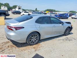 Toyota Camry 2023 3
