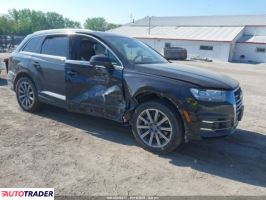 Audi Q7 2019 3